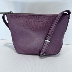 Matt & Nat SAM Dwell Vegan Leather Crossbody Recycled Material Lining Wine‎ EUC
